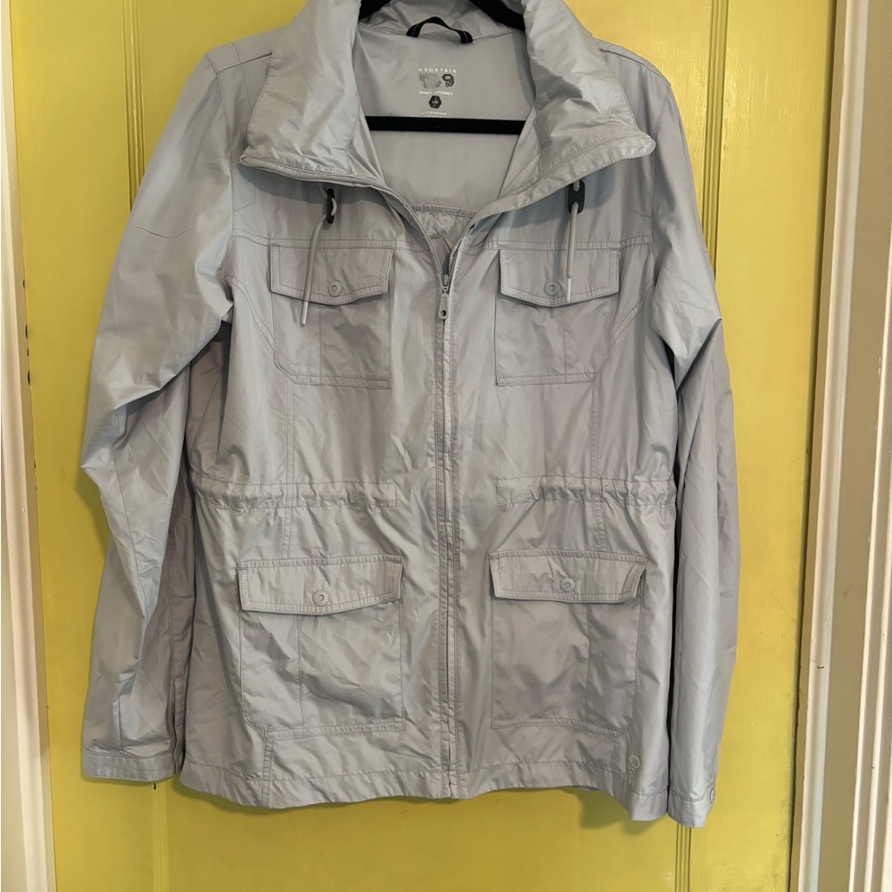 Mountain Hardware Light Gray silver Windbreaker Jacket